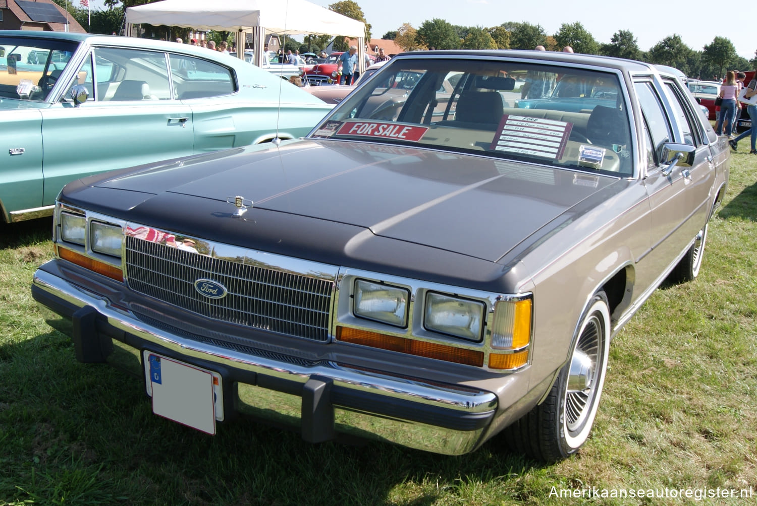 Ford LTD Crown Victoria uit 1988
